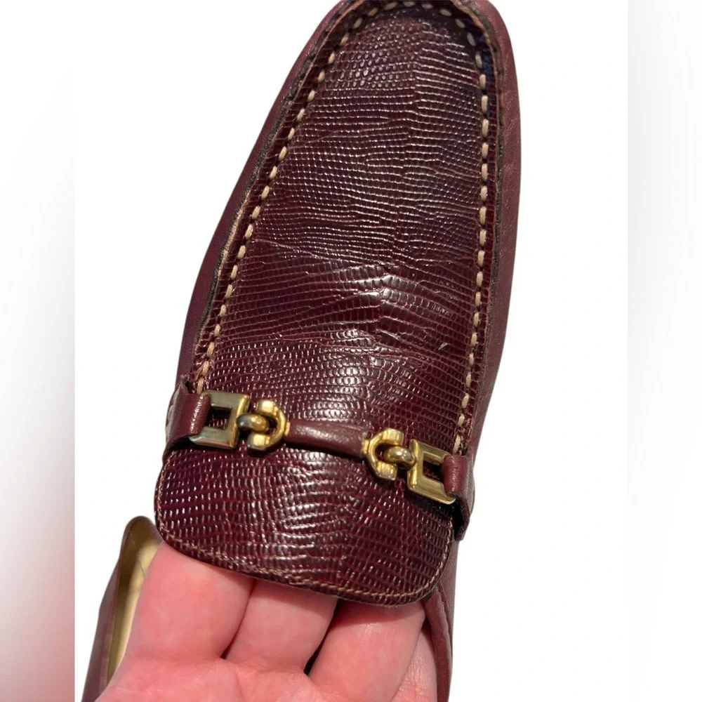 HB Italian women’s Soft Leather  Loafers Vibram Soles Size 9.5